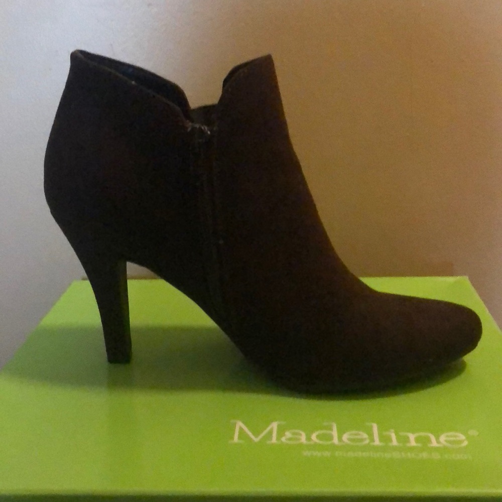 Ankle boots